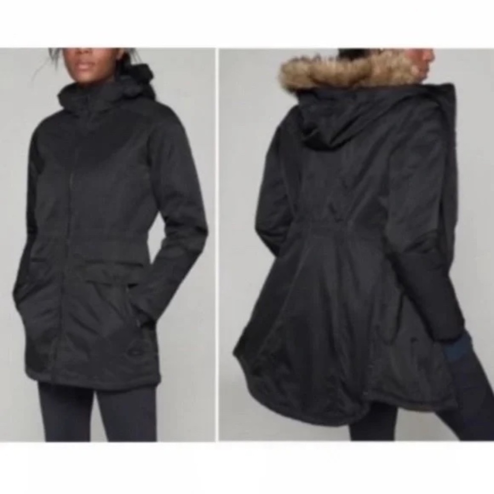 Athleta Summit Parka Faux Fur Hood Water Repellent Quilted Black Winter Coat
